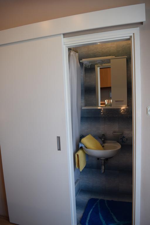 Apartment Branka Banjol Εξωτερικό φωτογραφία