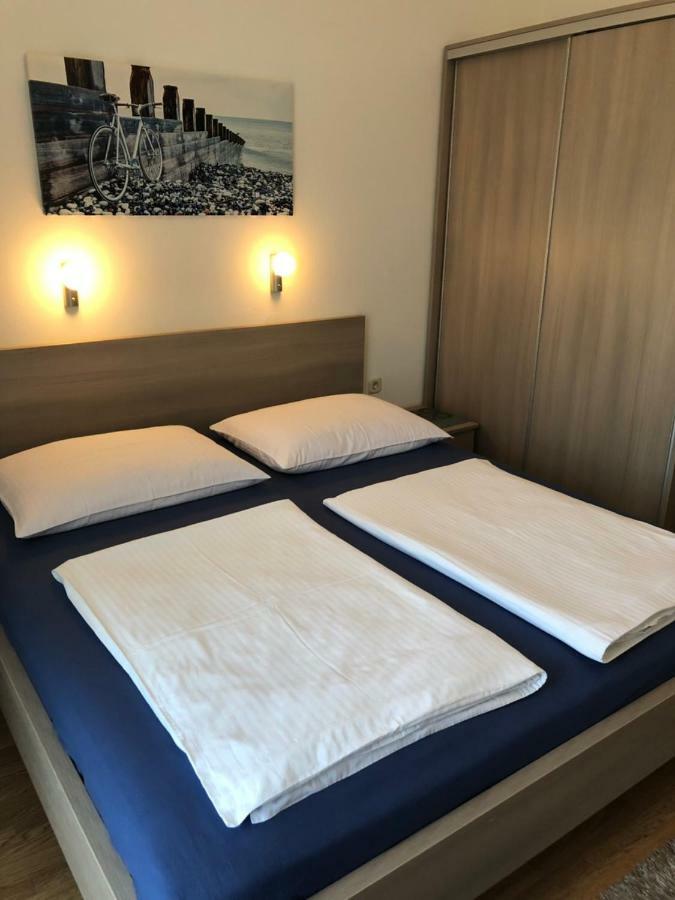Apartment Branka Banjol Εξωτερικό φωτογραφία